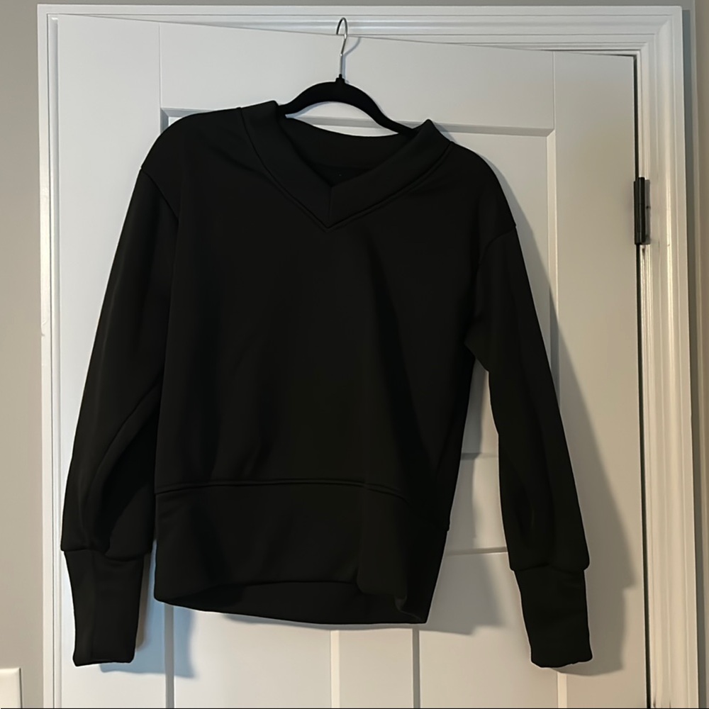 Black Long Sleeve Sweatshirt